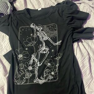 Black shirt with skeletons